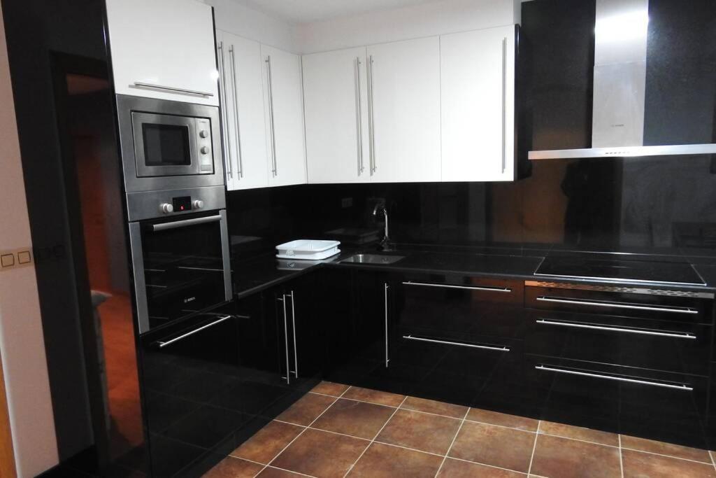 Apartamento De 4 Dormitorios En Camarinas Camariñas Exterior foto