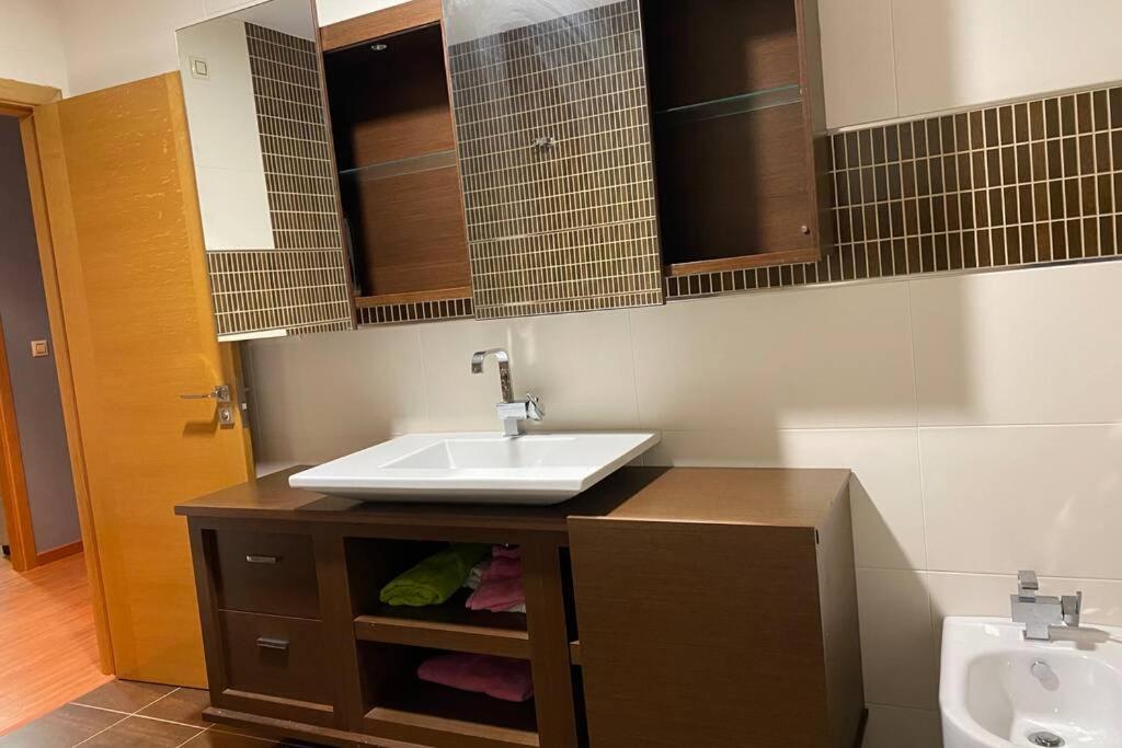 Apartamento De 4 Dormitorios En Camarinas Camariñas Exterior foto